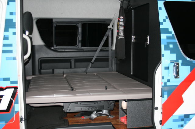 トヨタ/ハイエース トヨタ/ハイエース